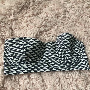 Xhilaration large swim top